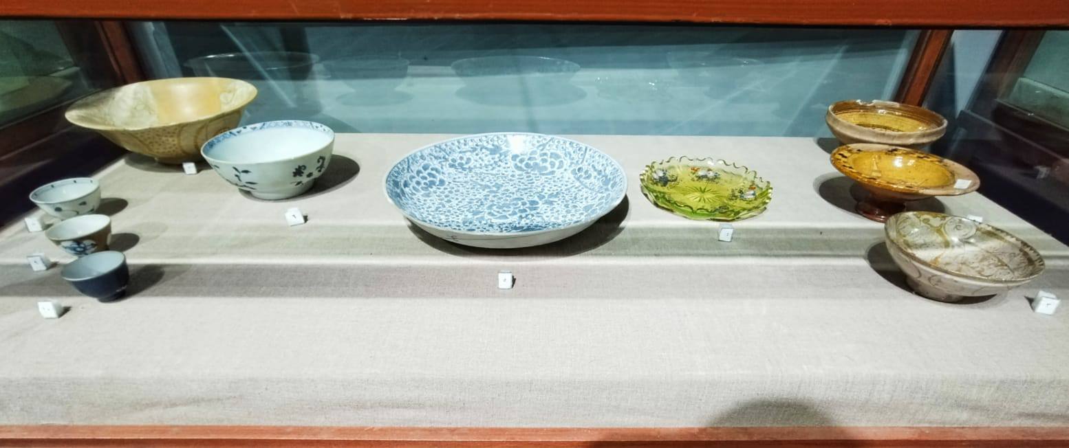 أواني أثرية