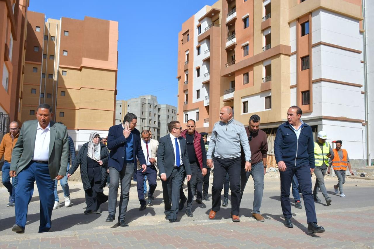 جولة المحافظ بالمشروغ الاستثماري