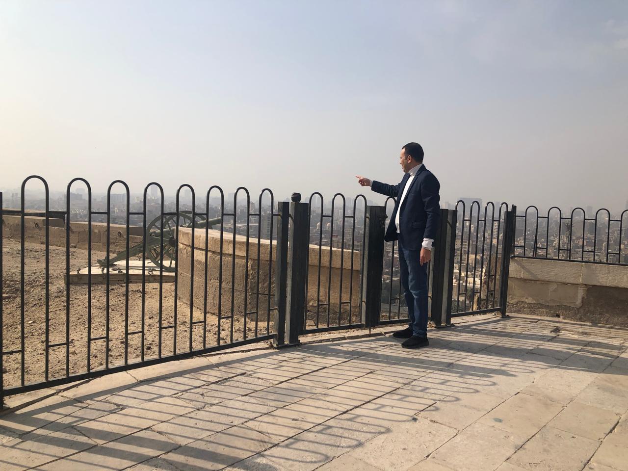 الزميل محمود عبد الراضى من موقع إطلاق مدفع رمضان (1)