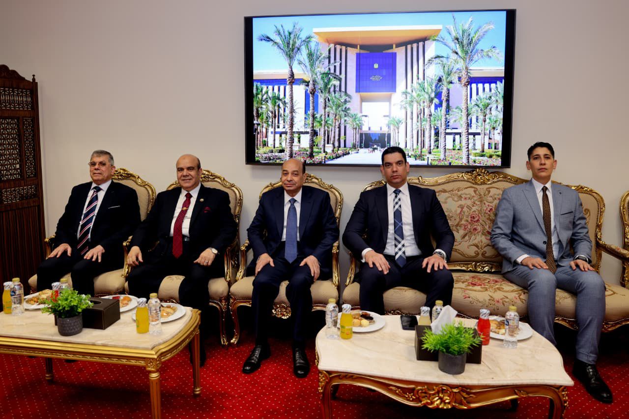 وزيرا العدل والتضامن الاجتماعي (1)