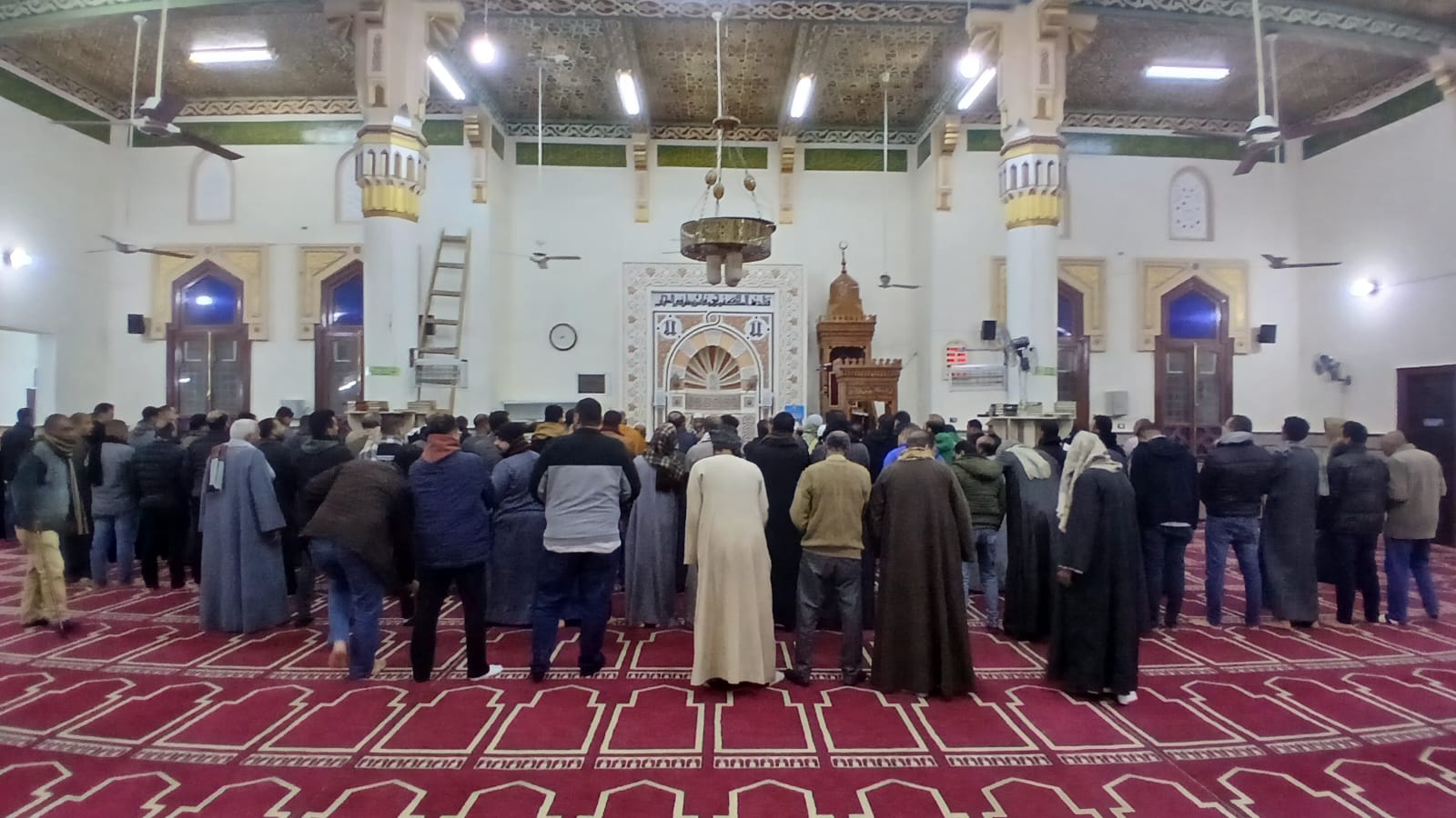 صلاة الجنازة على جثمان الزميل الراحل محمود نصر (2)