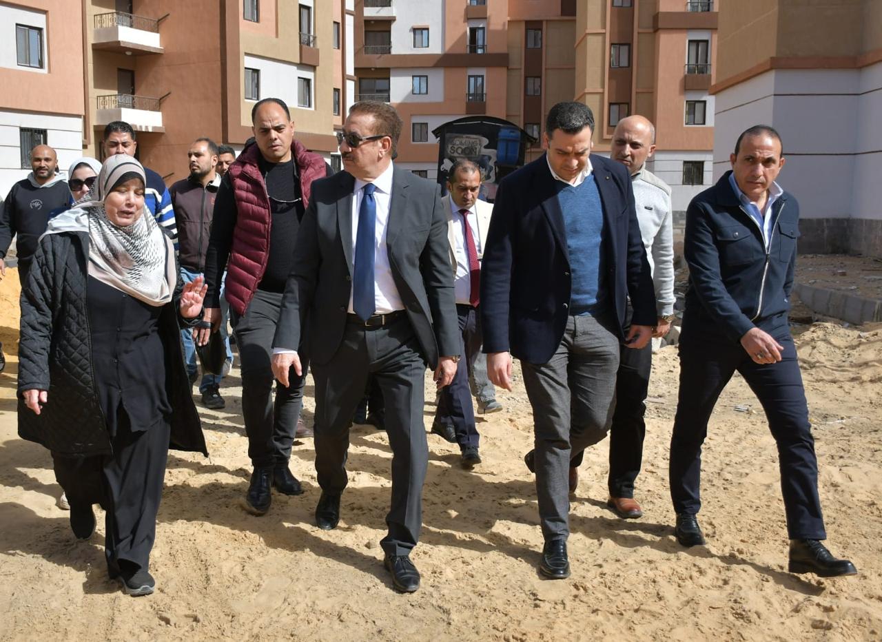 الجولة للمحافظ