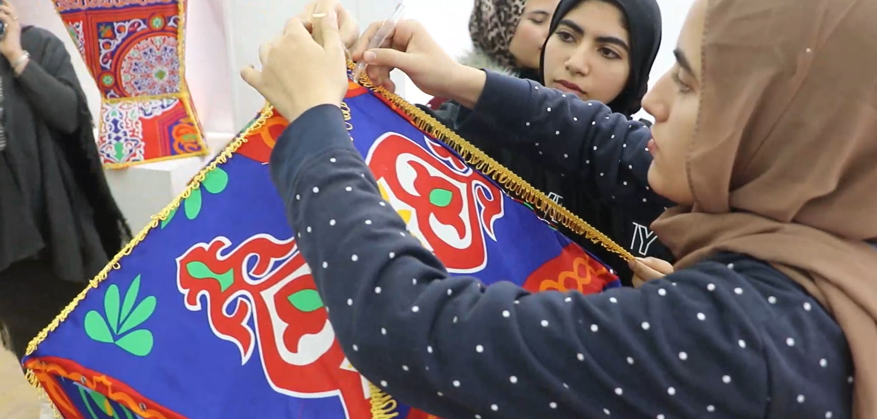 لصق قماش الخيامية 