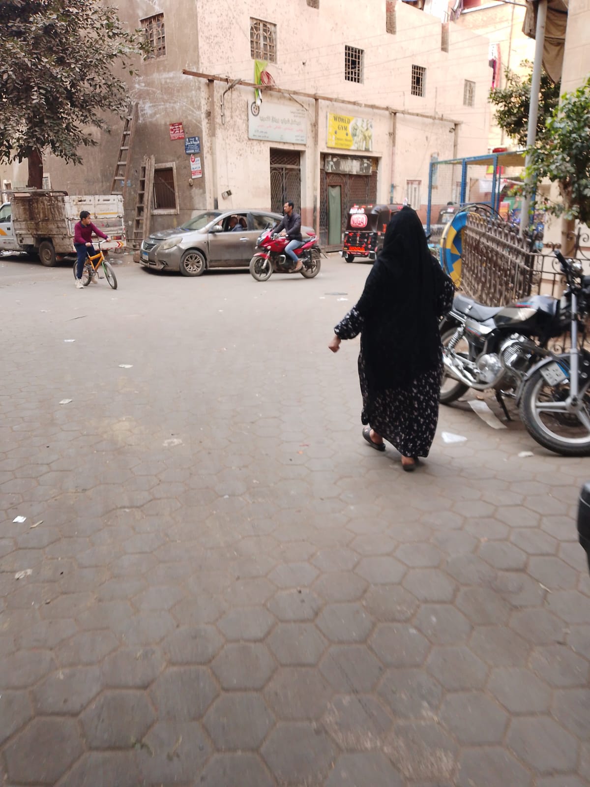 مركز شباب الوراق