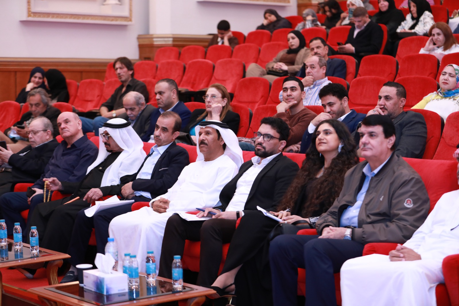 الشاعر محمد البريكى خلال الأمسية الشعرية الشاعر محمد البريكى خلال الأمسية الشعرية