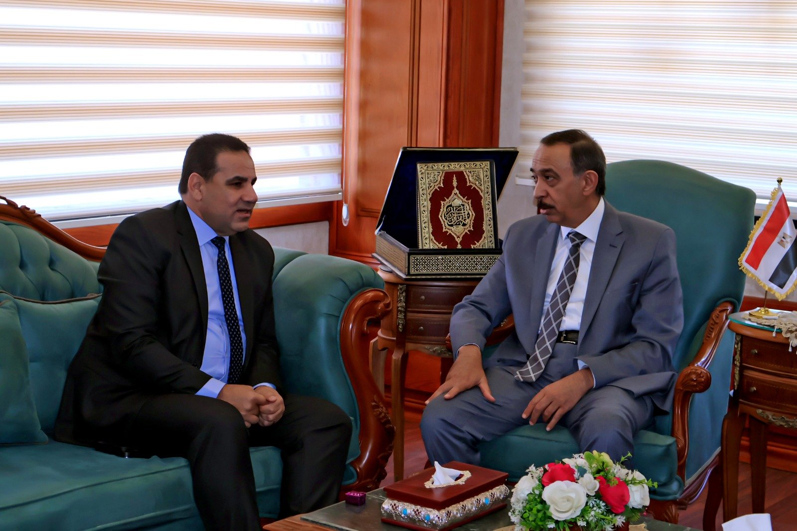 جانب من اللقاء جانب من اللقاء