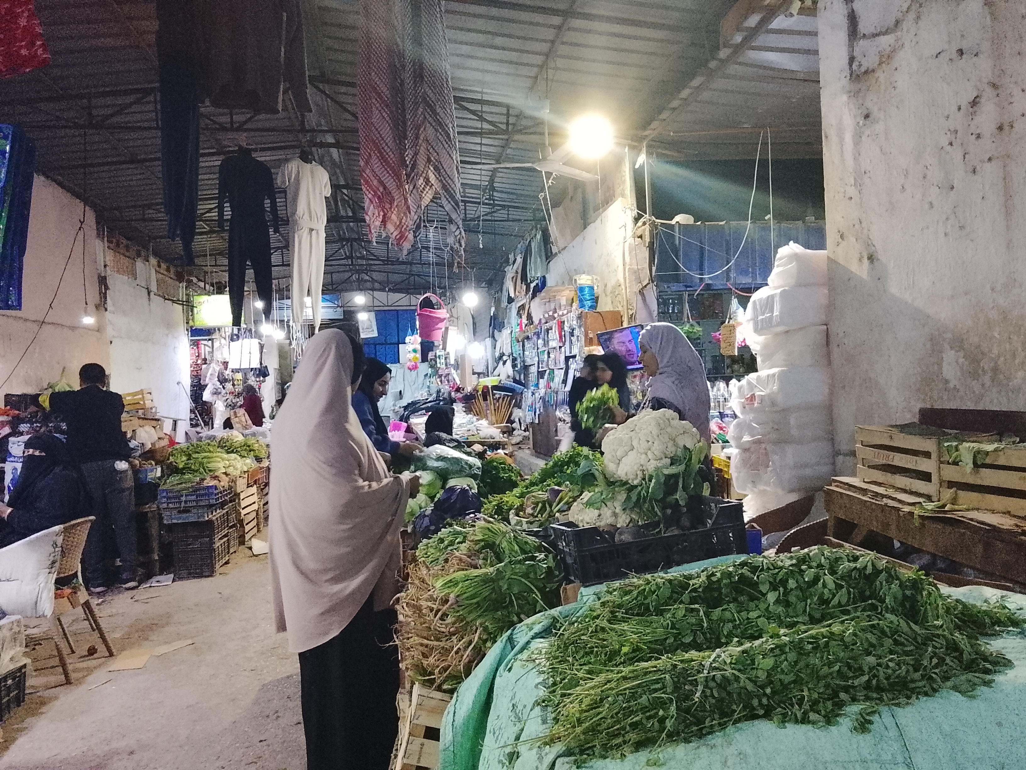 اقبال المواطنين على شراء الخضروات