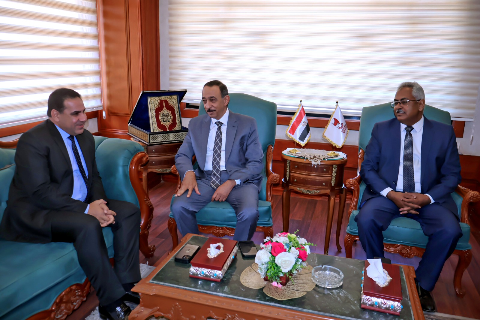 محافظ سوهاج الجديد ومدير الأمن محافظ سوهاج الجديد ومدير الأمن