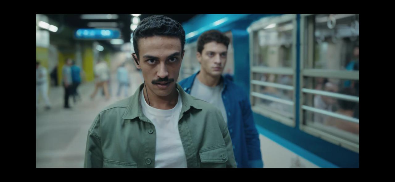 رأس الأفعى الحلقة 1.. أحمد غزي يحبط تفجير محطة مترو أحمد عرابي (4)