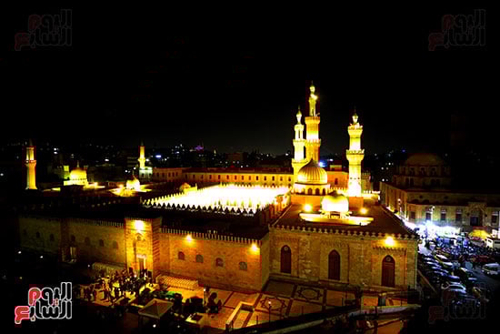 جانب من أجواء الاحتفال بمسجد الحسين