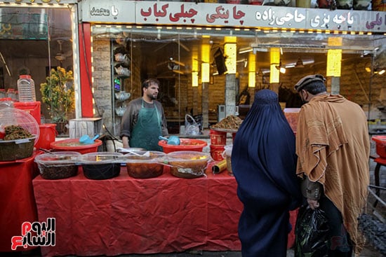 إقبال على شراء مستلزمات رمضان فى أفغانستان