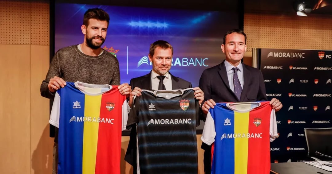 جيرارد بيكيه مع نادي أندورا جيرارد بيكيه مع نادي أندورا