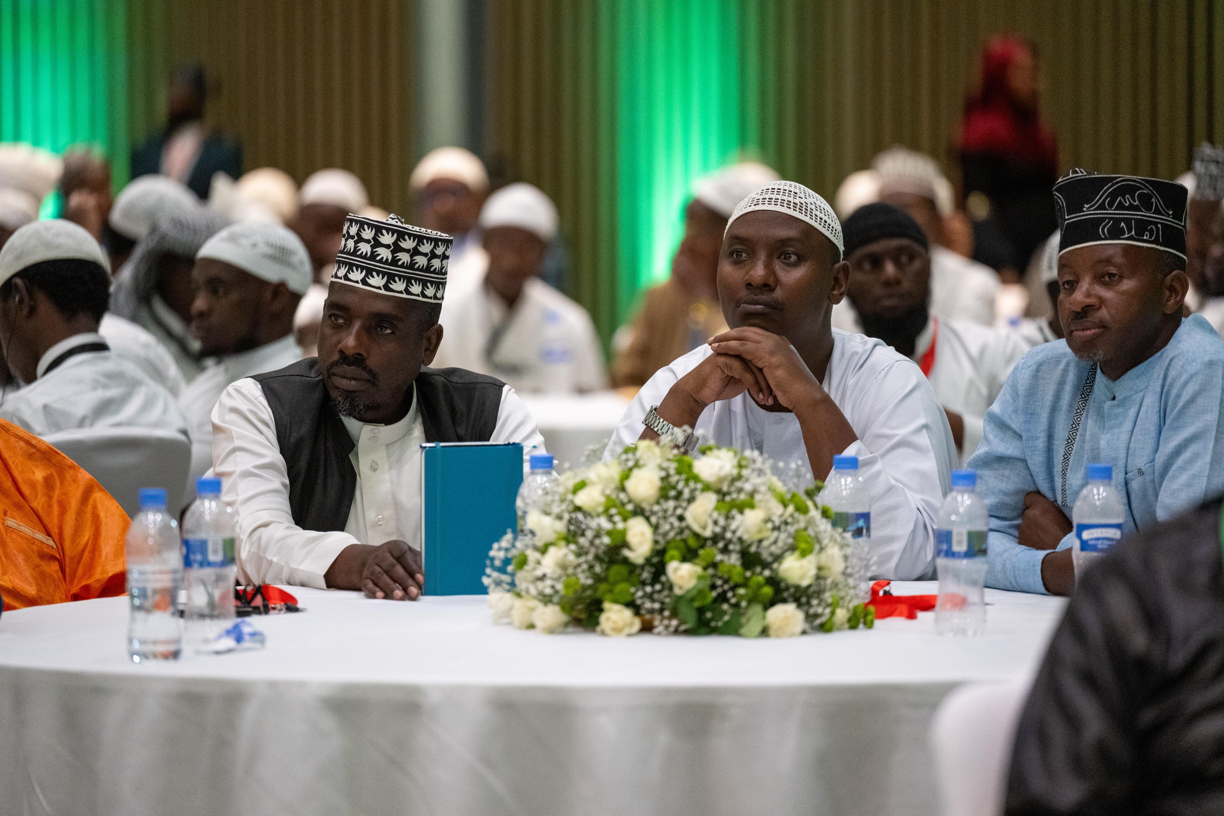 تخريج سبعين ألفًا بين حافظ وحافظة للقرآن الكريم في راوندا (5)