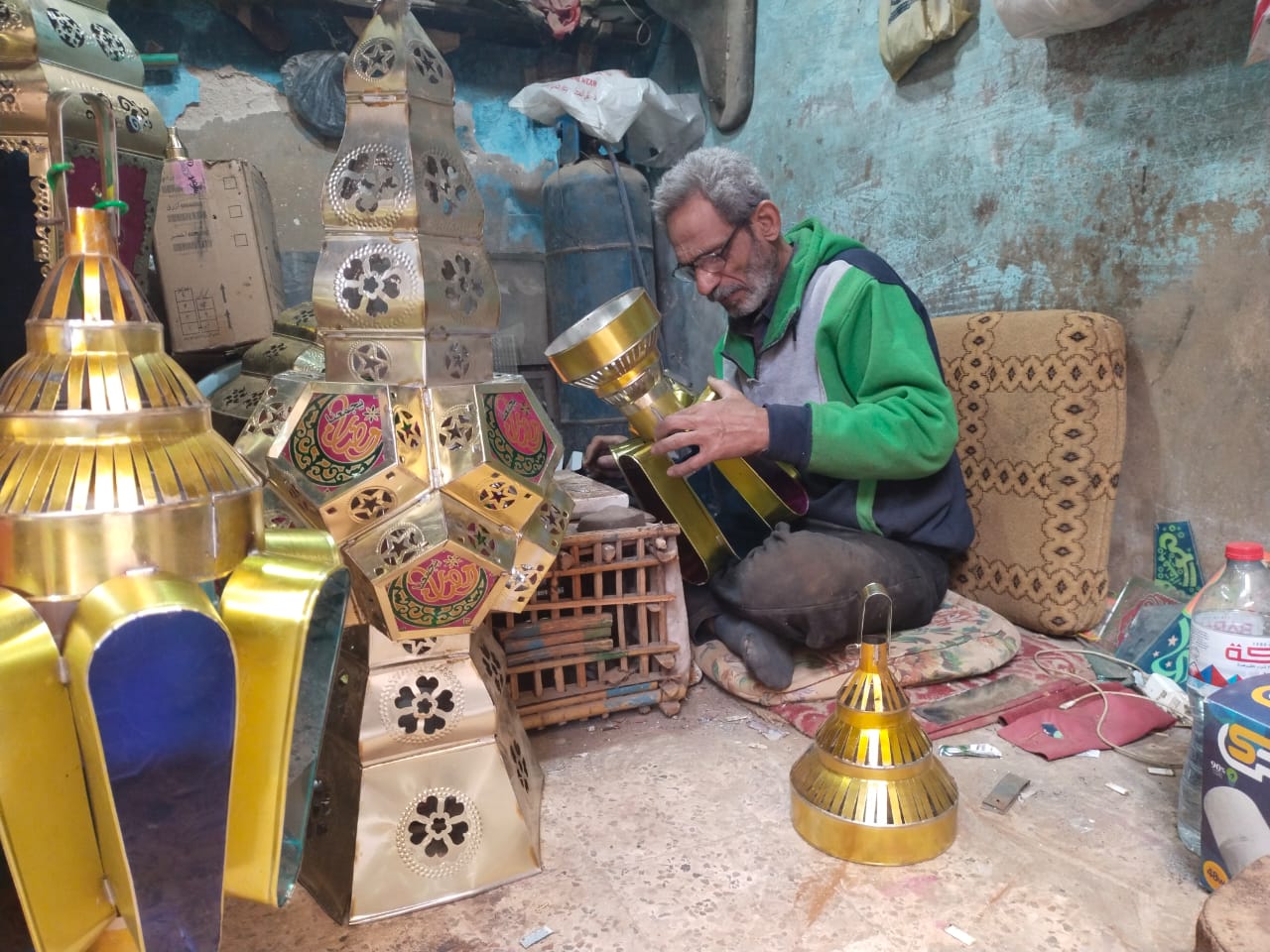 داخل الورشة البسيطة