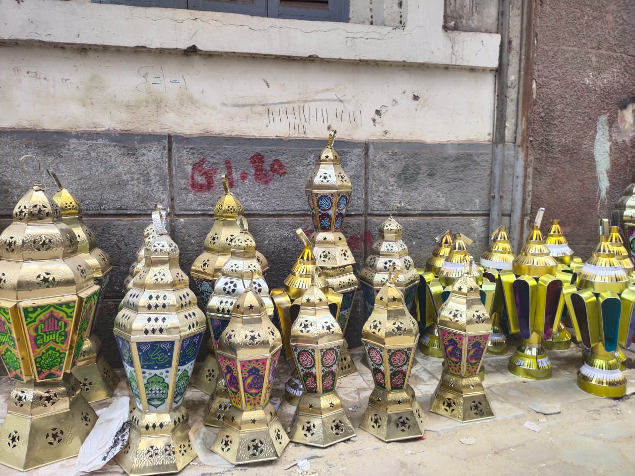 فولنيس رمضان أمام الورشة