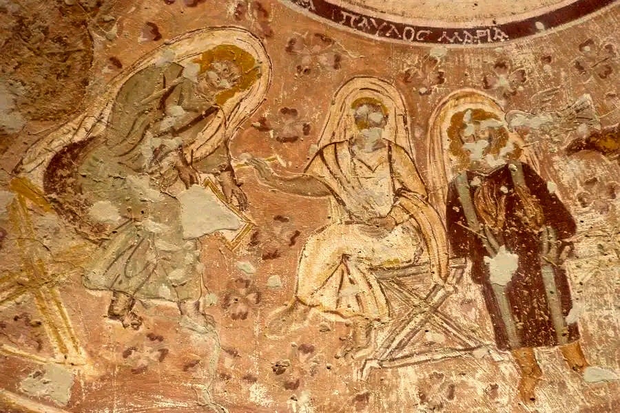 نقوش وجداريات مقابر البجوات