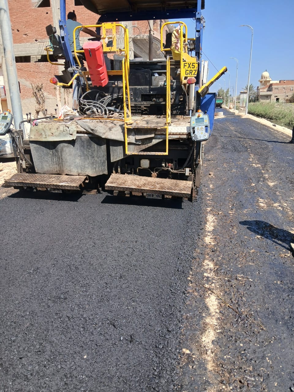 مشروعات الطرق على قمة اولويات محافظة البحيرة