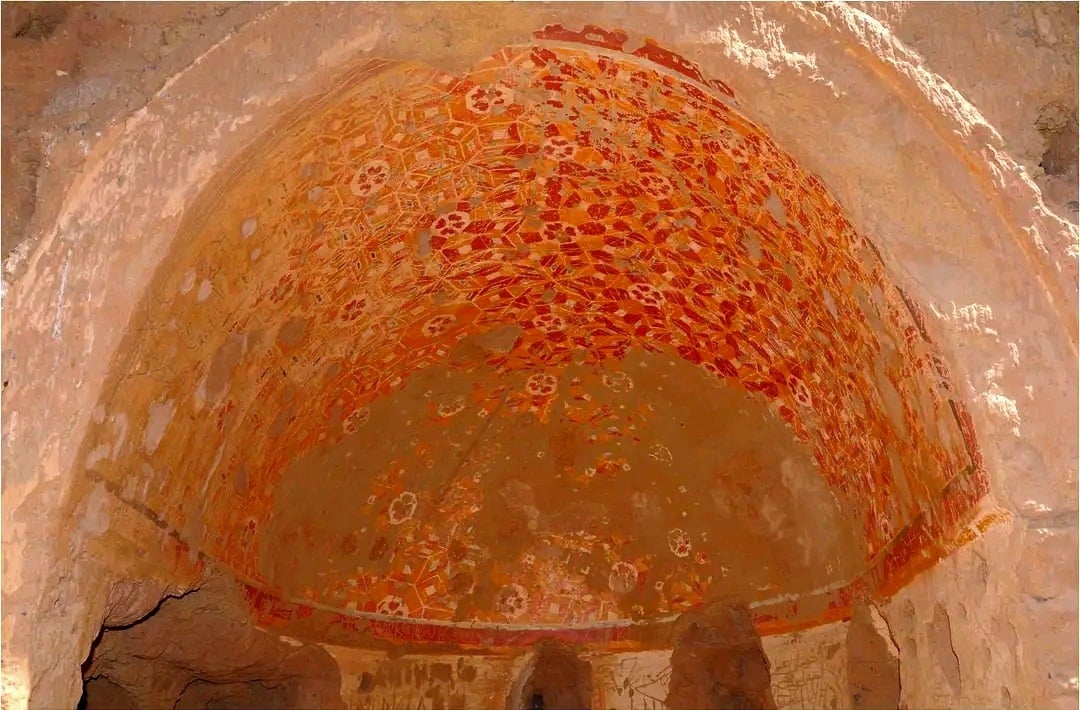 رسومات المقابر ما زالت تحتفظ برونقها