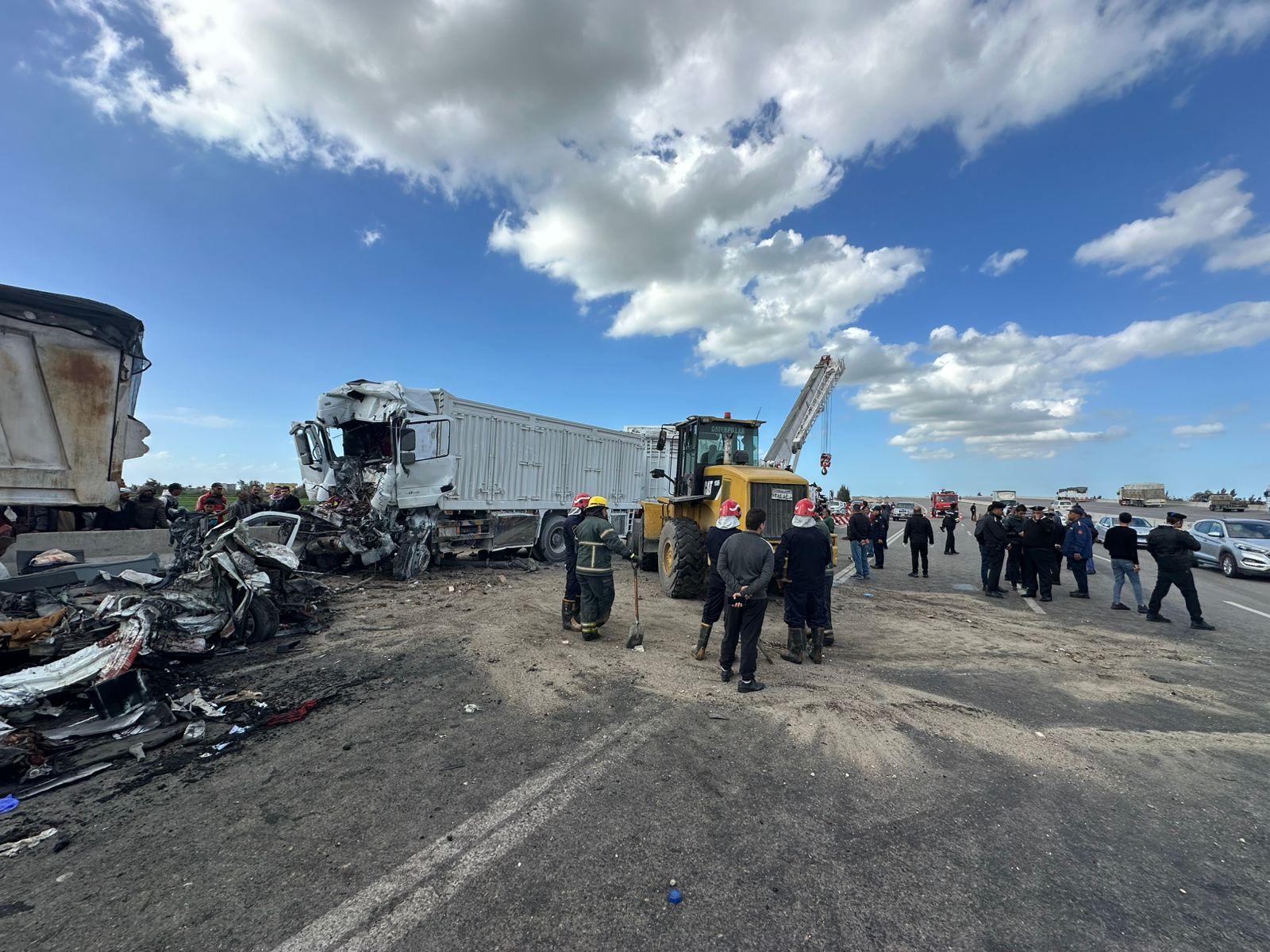 الجهود لرجال الامن