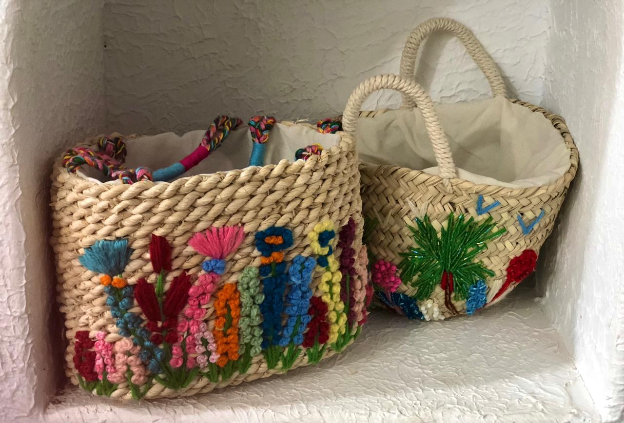 حقائب مصنوعة من المخلفات الزراعية