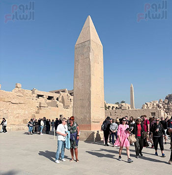 جانب-من-زيارات-كبيرة-تنعش-حركة-المعابد-المصرية-القديمة-بالأقصر