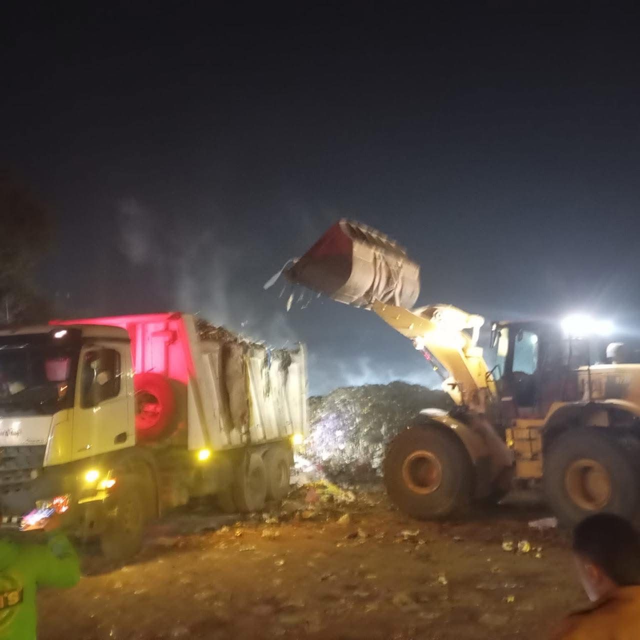 محافظة الجيزة ترفع 3800 طن مخلفات ورتش بحي جنوب الجيزة (2)