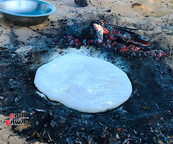 علي-طريقة-البيتزا-تِصنع-اللبة علي-طريقة-البيتزا-تِصنع-اللبة