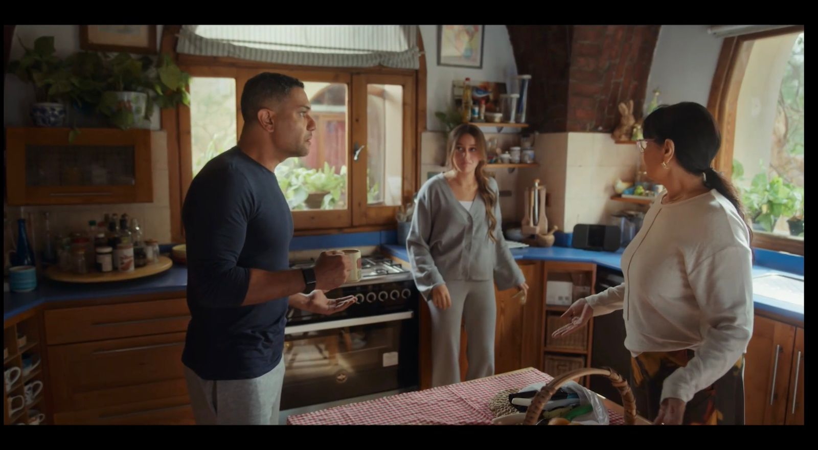 اتنين غيرنا (6)