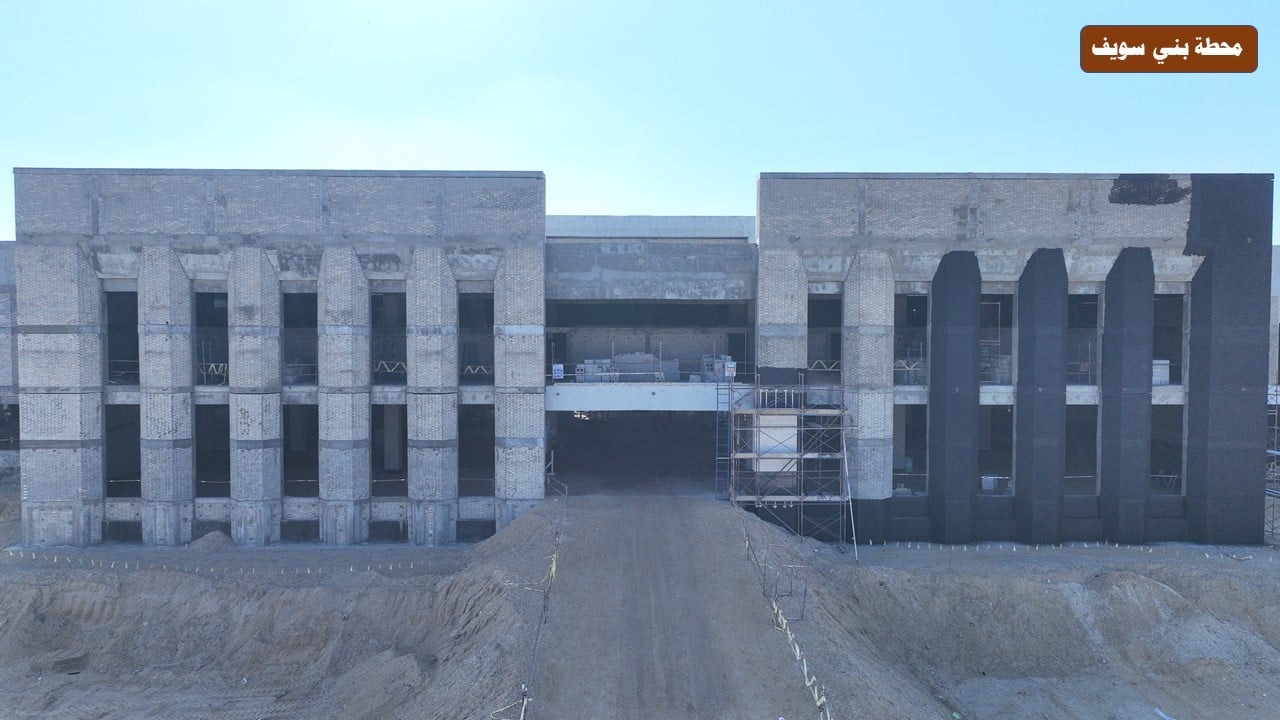 الخط الثاني للقطار الكهربائي السريع (2)