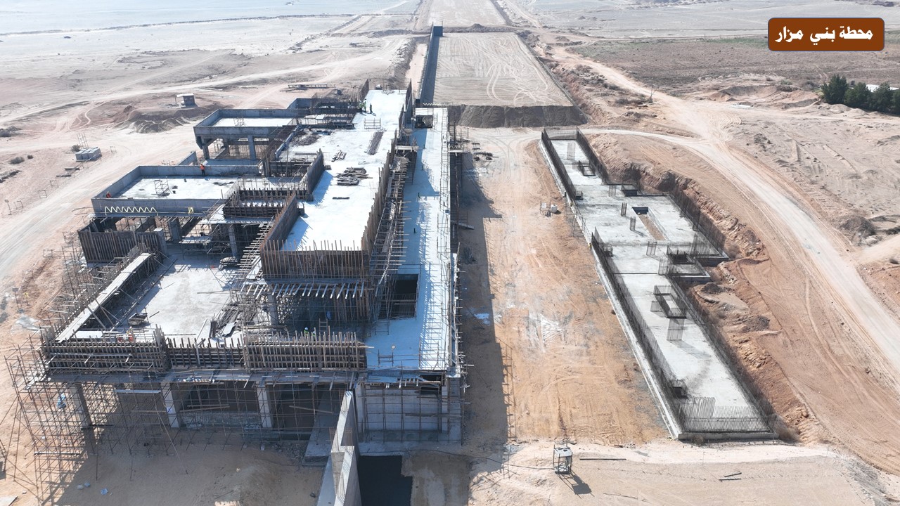 الخط الثاني للقطار الكهربائي السريع (4)