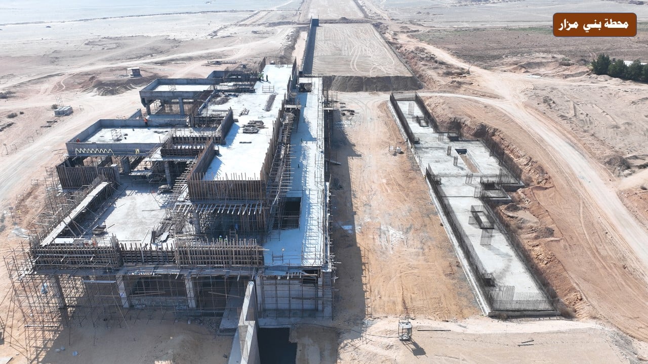 الخط الثاني للقطار الكهربائي السريع (4)