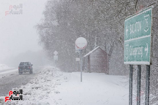 طقس المجر تساقط كثيف للثلج