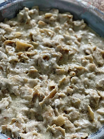 فتة-السمنية-بعد-وضع-السمن-عليها فتة-السمنية-بعد-وضع-السمن-عليها