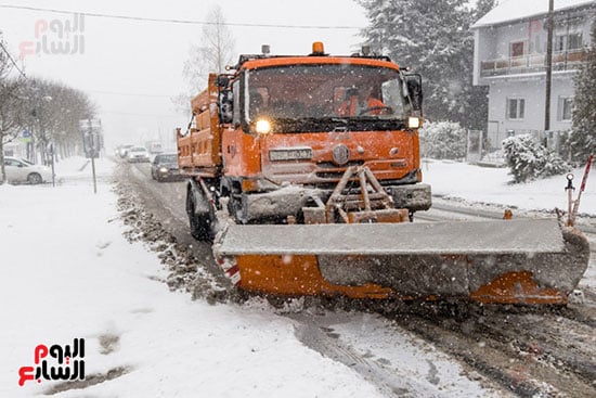 كساحات أزالة الجليد من الطرقات