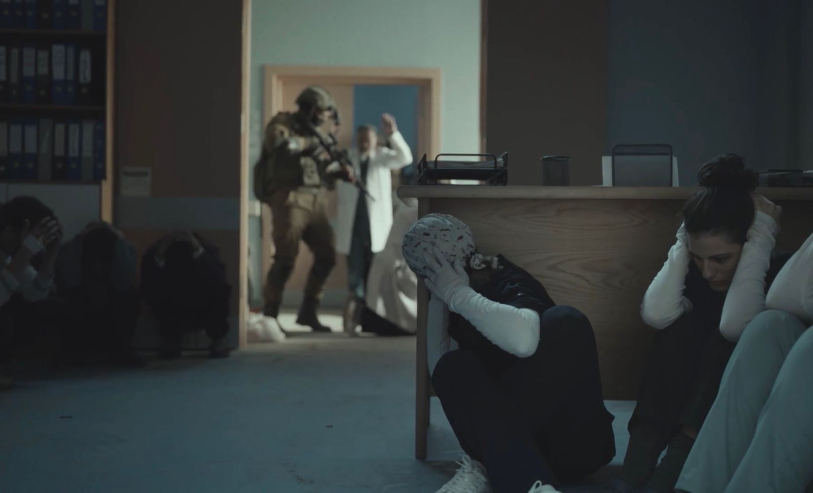 صحاب الأرض (1)