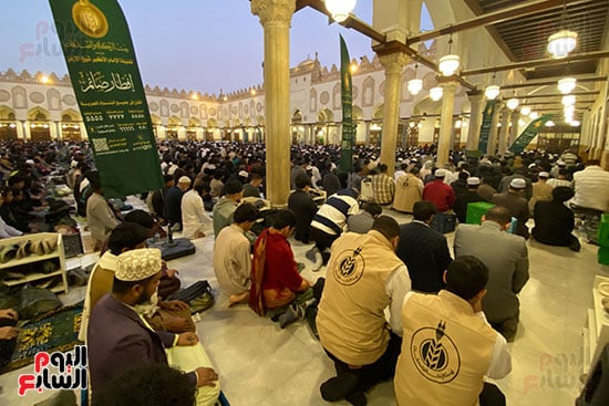 المصليين بالأزهر المصليين بالأزهر