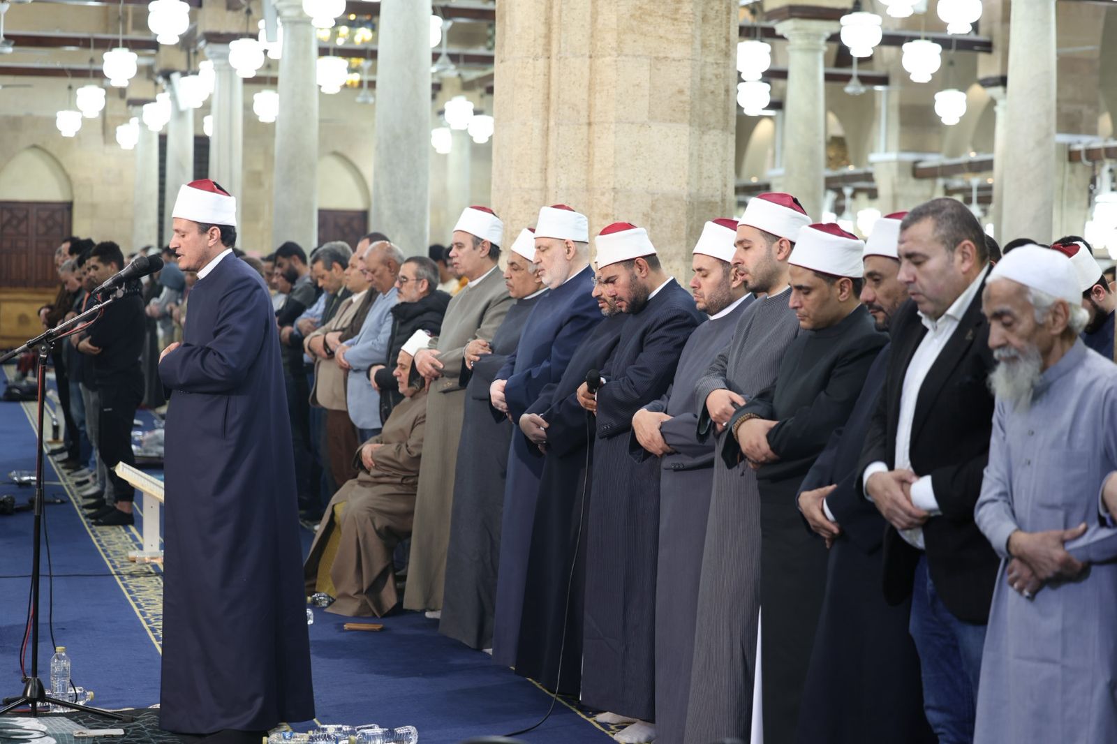 صلاتي العشاء والتراويح بالجامع الأزهر (4)