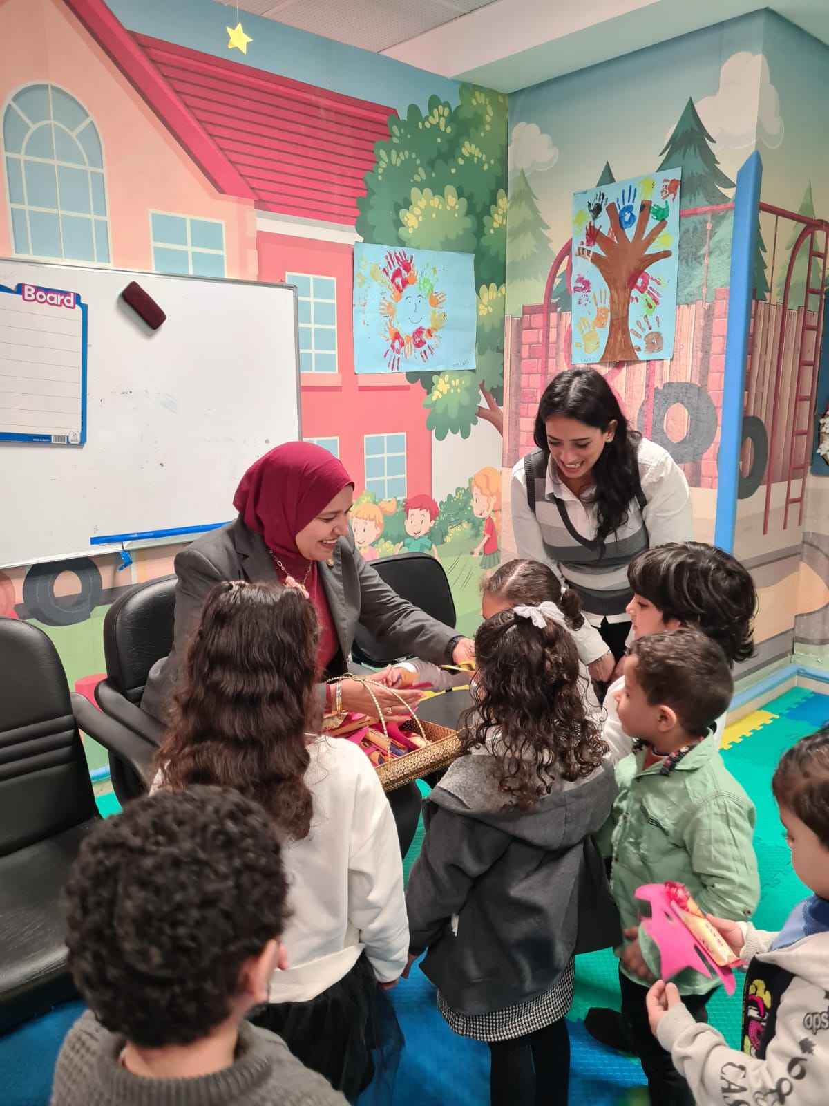 وزارة التضامن تنظم فعاليات بمراكز استقبال أبناء العاملين