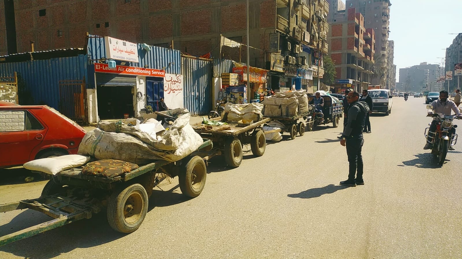 ضبط 24 عربة كارو وتروسيكل