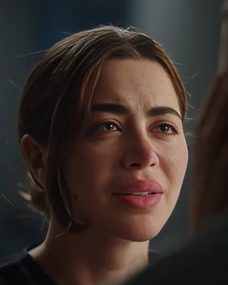 يارا السكرى  (1)