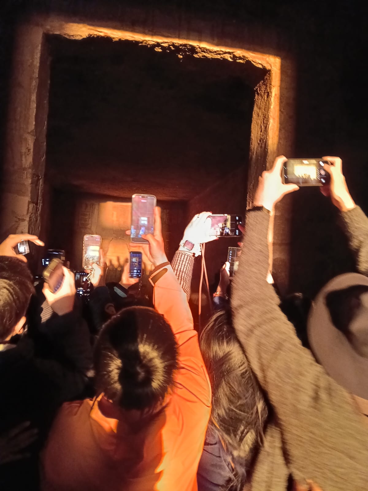 تهافت السياح على التصوير