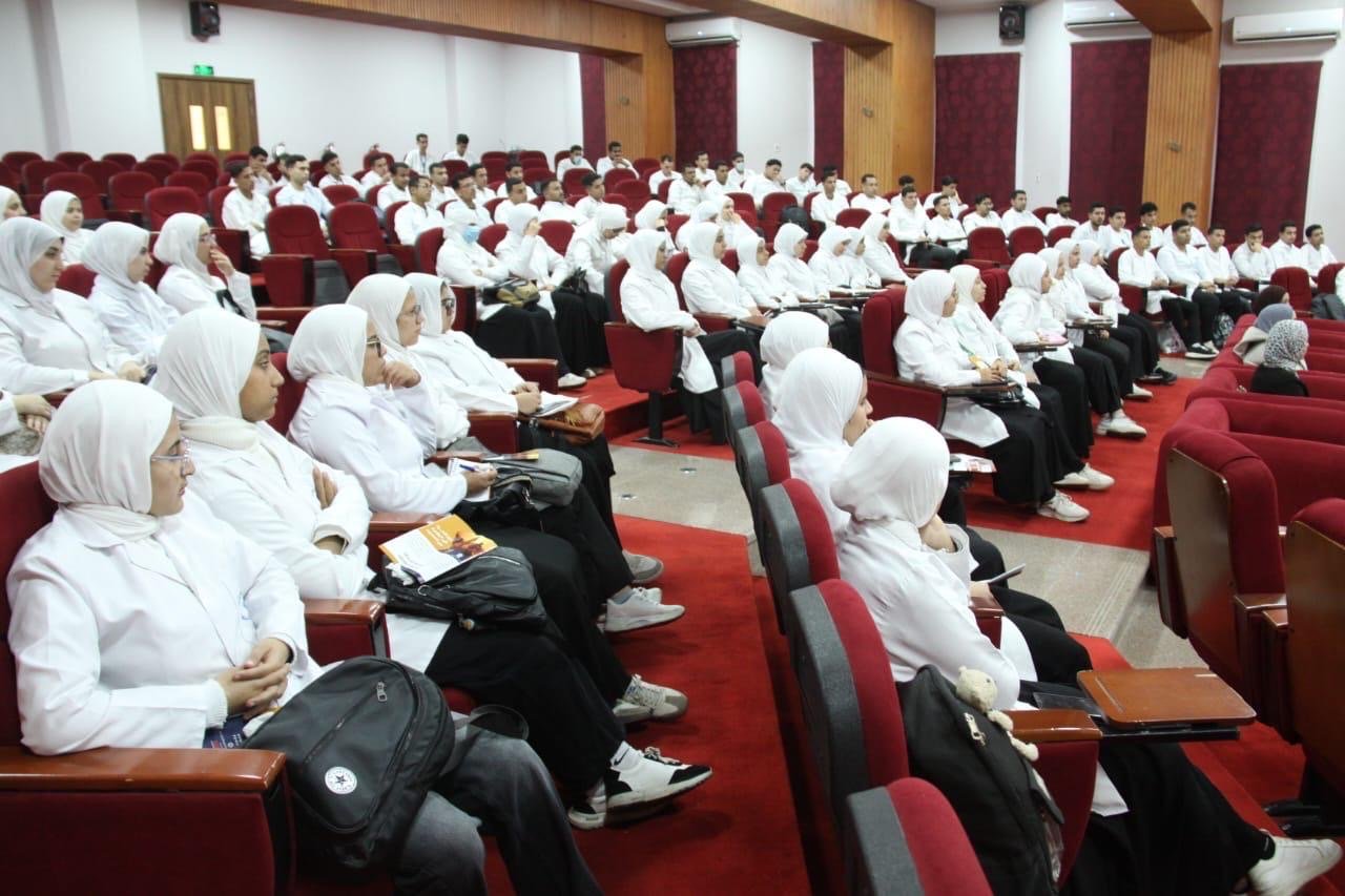 صندوق مكافحة الإدمان ينظم ورش تدريبية لطلاب المعهد القومي للأورام حول أنواع المخدرات وتأثيراتها