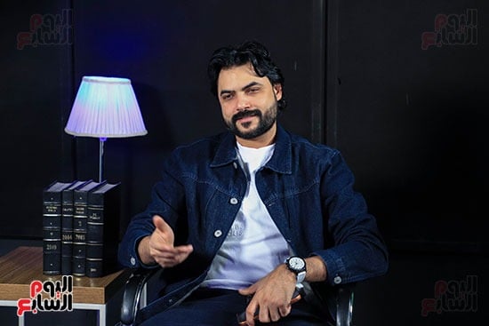 المؤلف محمود حمدان مسلسل علي كلاي سيشهد أقوى قصة حب في رمضان 2026 (6)