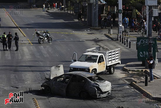 سيارات محروقة