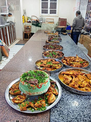 تنوع المأكولات في مائدة الرحمن ببيلا (1)