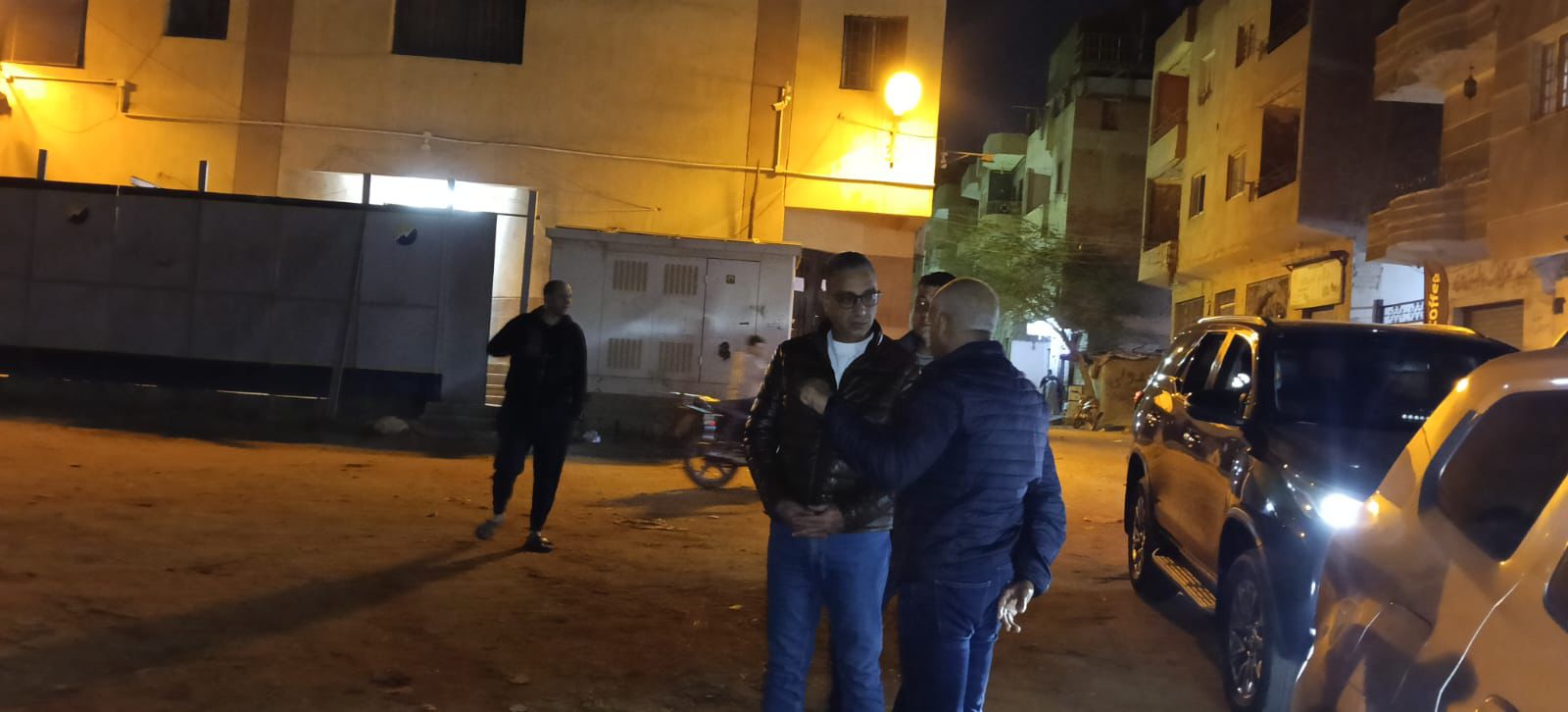 محافظ الجيزة يفاجئ منطقة ناهيا بجولة ميدانية (1)