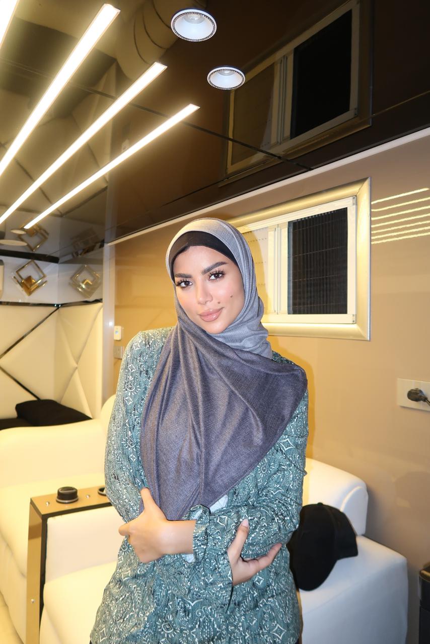 كارولين عزمى