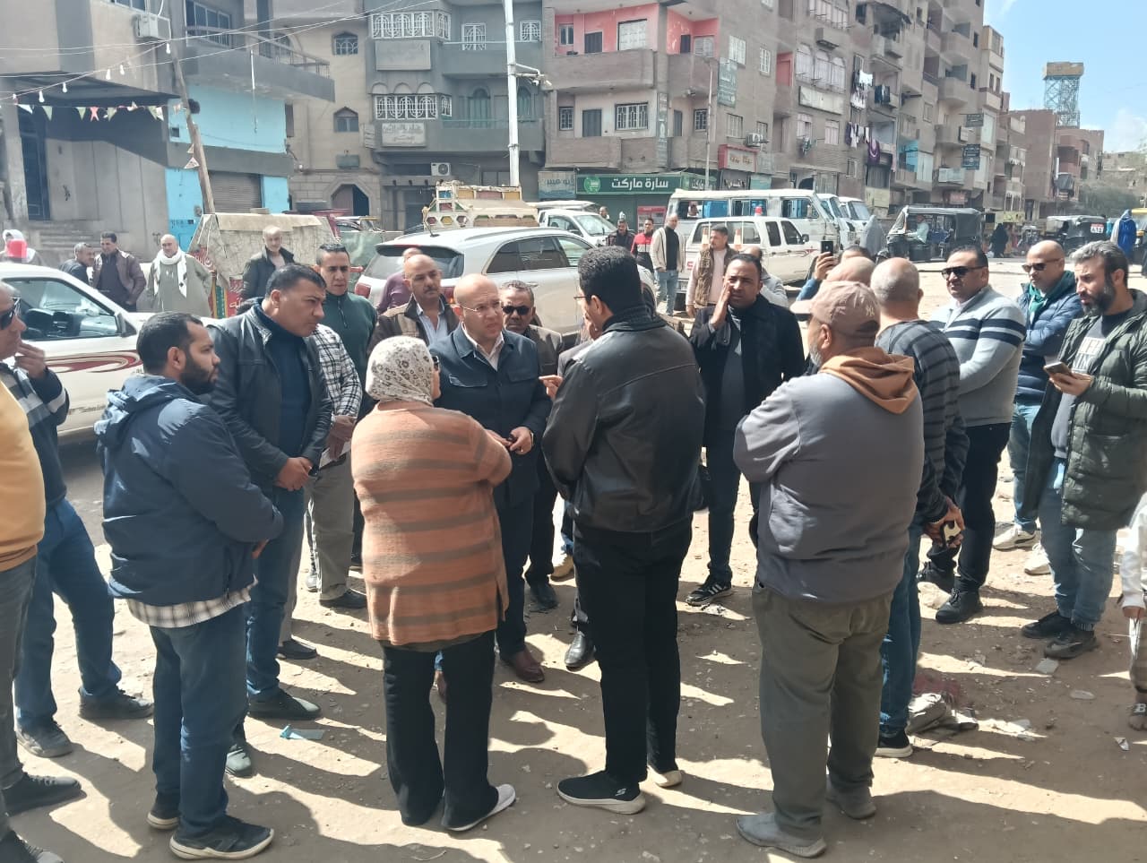 جولة لنائب محافظ الجيزة فى أبو النمرس وعزبة مدكور لمتابعة مستوى الخدمات المقدمة (5)