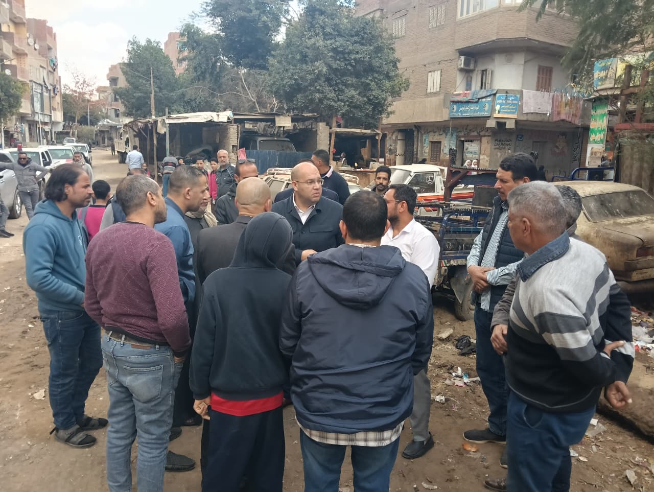 جولة لنائب محافظ الجيزة فى أبو النمرس وعزبة مدكور لمتابعة مستوى الخدمات المقدمة (4)