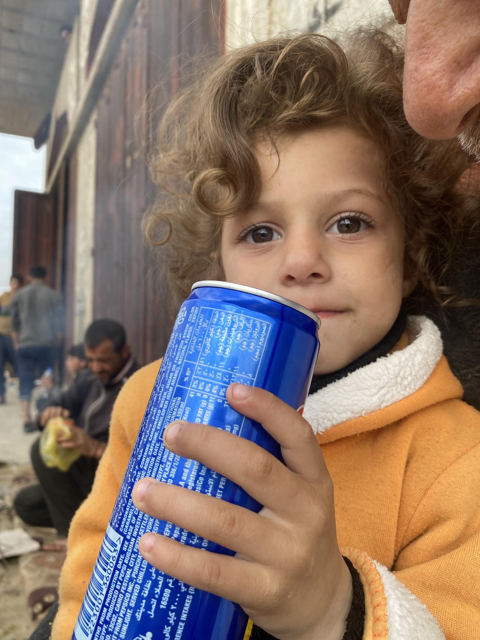 طفلة فلسطينية خلال الحرب